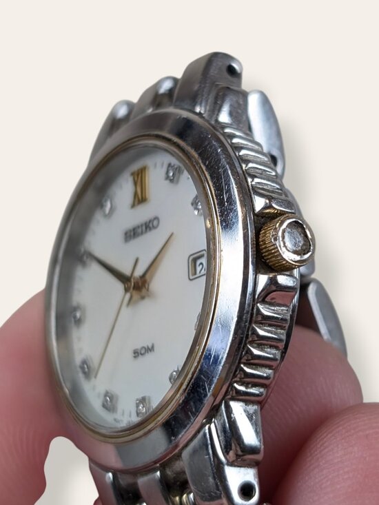 V. 80s Seiko Diamond & MOP 50m Watch - Picture 4 of 11